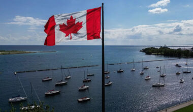 Deloitte expects slowing pace of economic activity in Canada into 2027