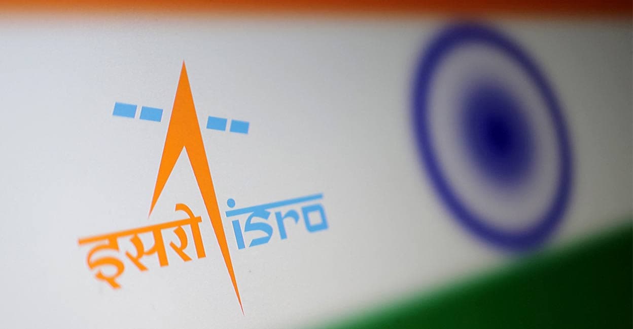 Indian Space Research Organization (ISRO) logo and Indian flag are seen in this illustration taken, October 10, 2024. File Photo: REUTERS/Dado Ruvic/Illustration