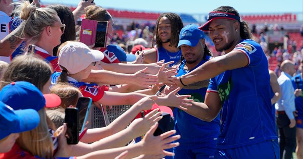 In pictures: Knights fans get around their heroes
