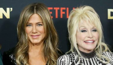 Jennifer Aniston and Dolly Parton attend the Los Angeles premiere of Netflix's "Dumplin'" held at TCL Chinese Theatre on December 06, 2018