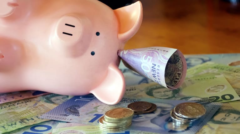 National's policy would allow babies born from July 1, 2027 to receive $1500.

