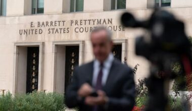 Judge orders media outlets' White House access be reinstated
