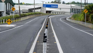 'Poor decisions': Committee criticises NZTA over SH2 barrier project