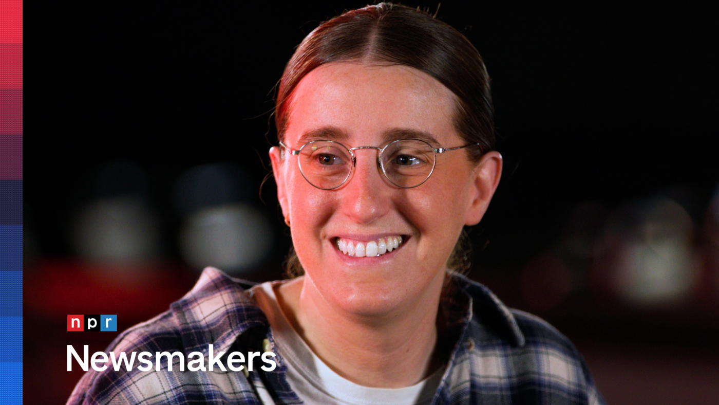 Robby Hoffman on her comedy and criticism : NPR's Newsmakers : NPR