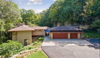 'Prairie style' house designed by Frank Lloyd Wright protege is one of few in Rochester - Post Bulletin