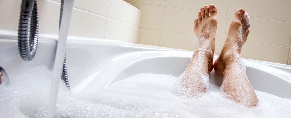 Does taking a hot bath really burn as many calories as a 30-minute walk?