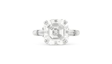 The Graff ring that led the sale at Christie's image