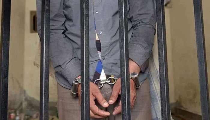Two arrested in Rs120bn online gambling network