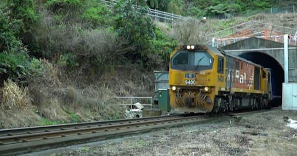 Greens' $4b rail plan: Overnight trains, Christchurch-Dunedin service