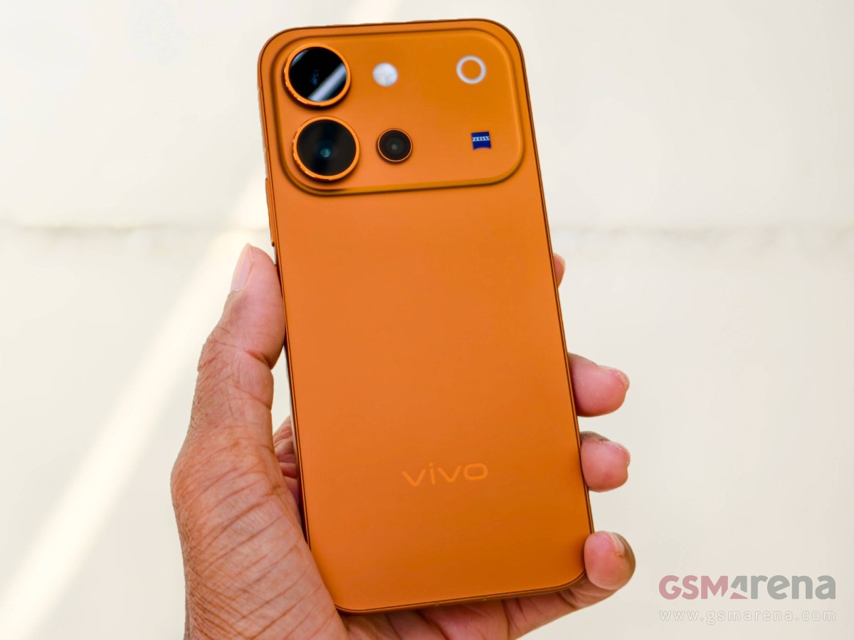 vivo V80 hands-on review
