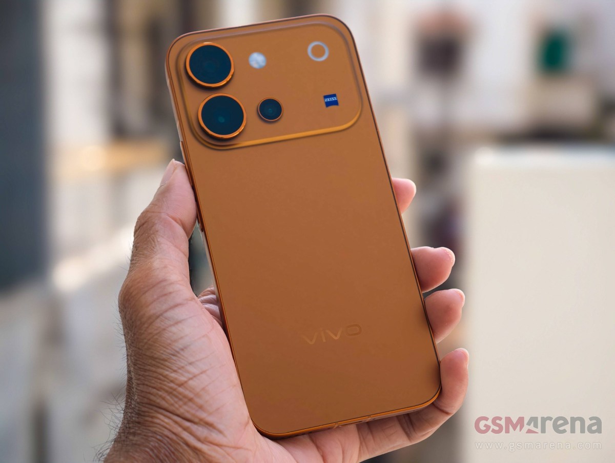 vivo V80 hands-on review