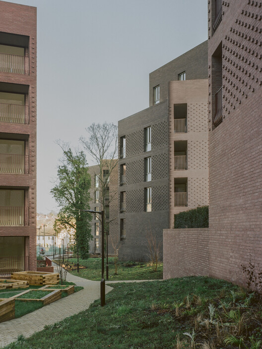 Lion Green Road by Mary Duggan Architects and RUFFARCHITECTS Wins RIBA Stirling Prize 2026 - Image 4 of 9