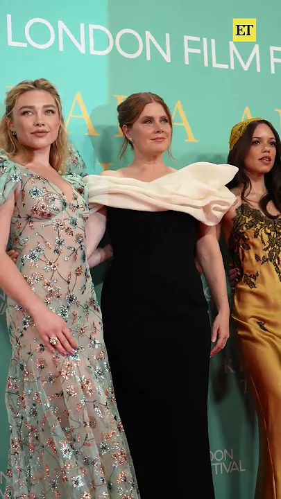 Florence Pugh Bops Jenna Ortega in the Face at the ‘Klara and the Sun’ Premiere - YouTube