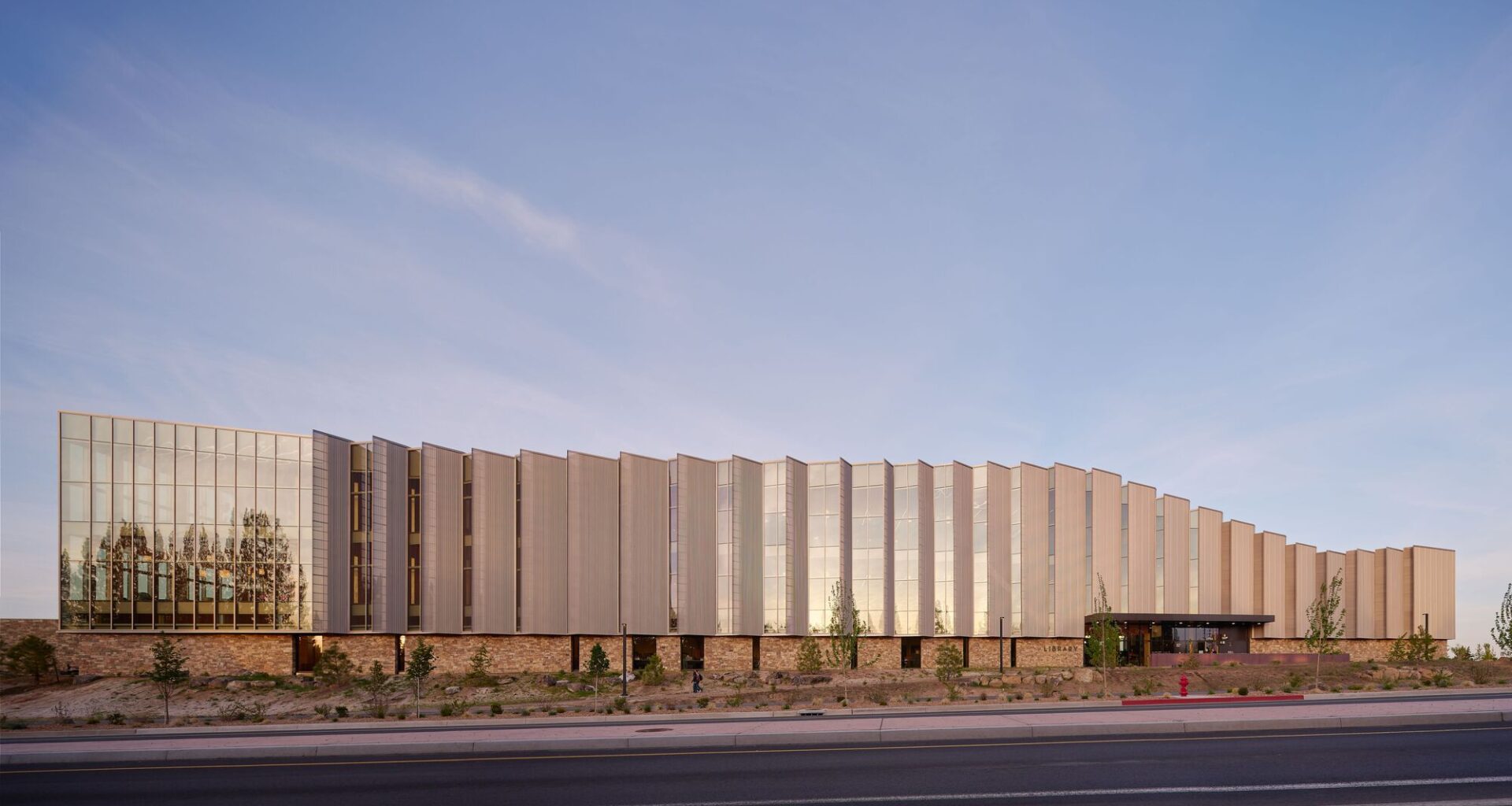Central Library at Stevens Ranch / Miller Hull Partnership + Steele Associates Architects