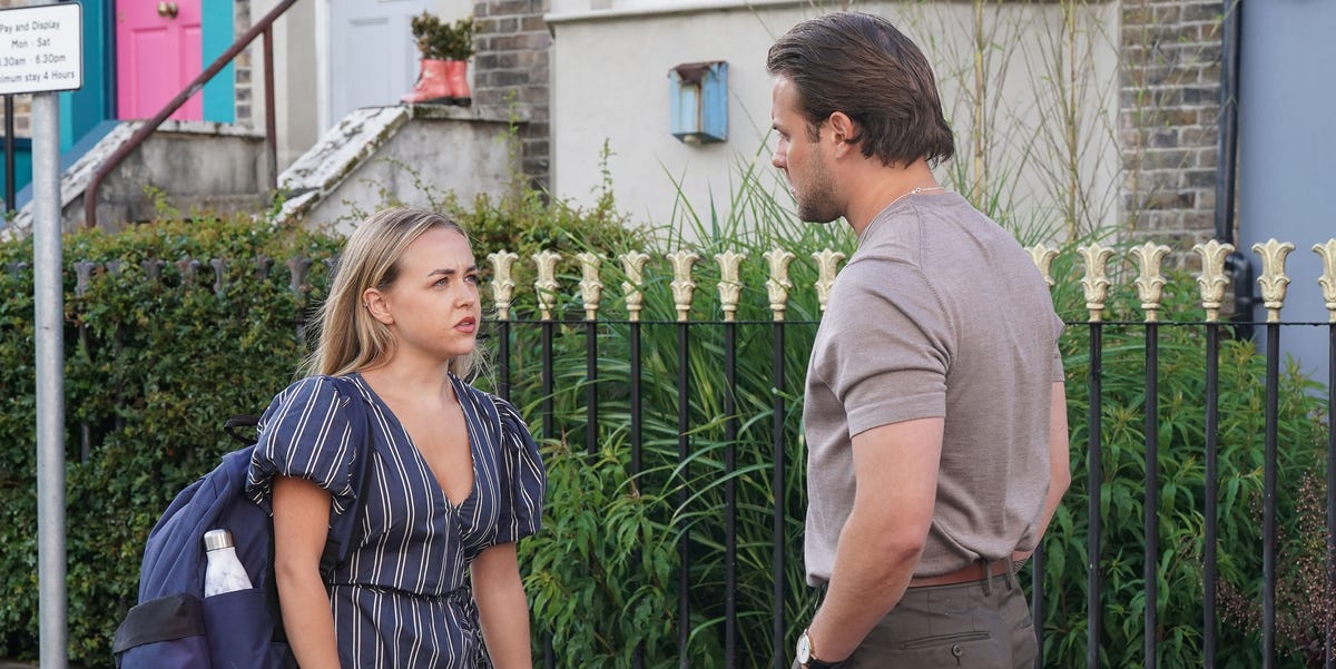 EastEnders' Amy makes two dangerous decisions in early iPlayer release