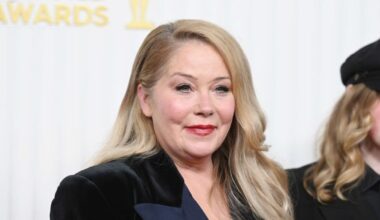 Christina Applegate promises she’s still a ‘warrior’ for the MS community after misdiagnosis