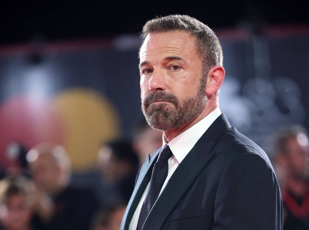 ben affleck frowning