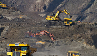 Australia Approves Giant Coal Extension Despite Paris Commitments