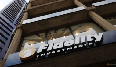 Former portfolio manager sues Fidelity after leaving for Michael Dell's family office