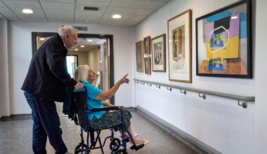 Major touring art exhibitions arrive at Glasgow NHS hospitals
