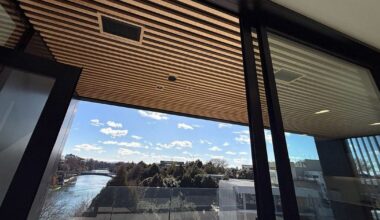 Eye Institute expands into Hamilton