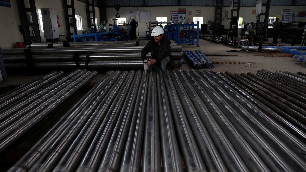 India aims to upgrade steel capacity to 604M tons by 2047