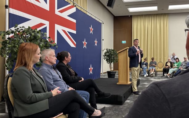 Several hundred people turned up to a public meeting at the Rutherford Hotel in Nelson to hear from ACT Party leader David Seymour.