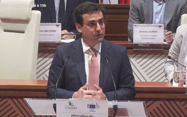 European Commission’s executive vice-president Stéphane Séjourné delivers an address before New Caledonia’s Congress on 19 October 2026.