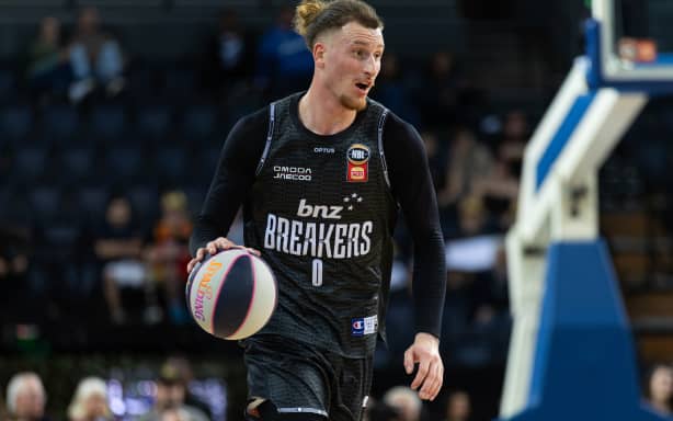 Breakers Carlin Davison