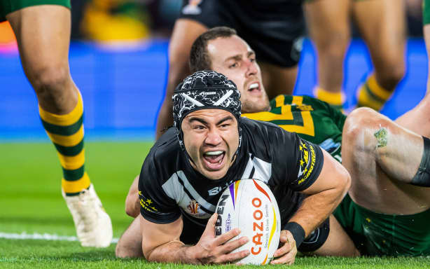 New Zealand's Jahrome Hughes scores a try against Australia- New Zealand Kiwis v Australia, Semi Final match of the Rugby League World Cup 2021 (played in 2022) at Elland Road, Leeds, England on Friday 11 November 2022. © Mandatory credit: Allan McKenzie / www.photosport.nz