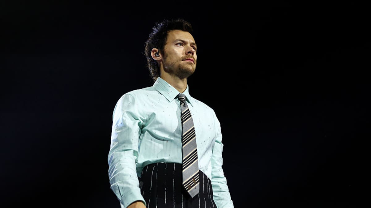 Harry Styles paid an emotional tribute to Liam Payne with a new song, two years after his death