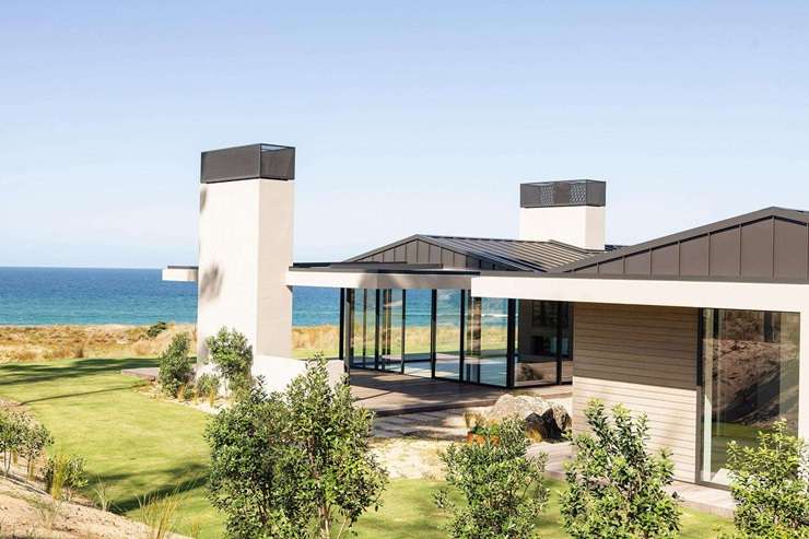 OneRoof's Catherine Smith was checking out luxury resorts at the same time Justin Bieber is rumoured to be having a round of golf at Tara Iti. Video / Ryan Bridge TODAY