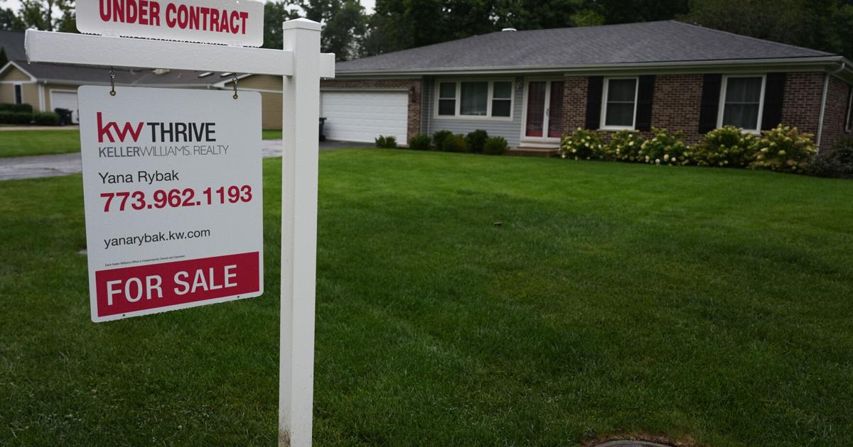 Average long-term US mortgage rate holds at 7.4%, remaining at highest level in nearly 3 years | Business