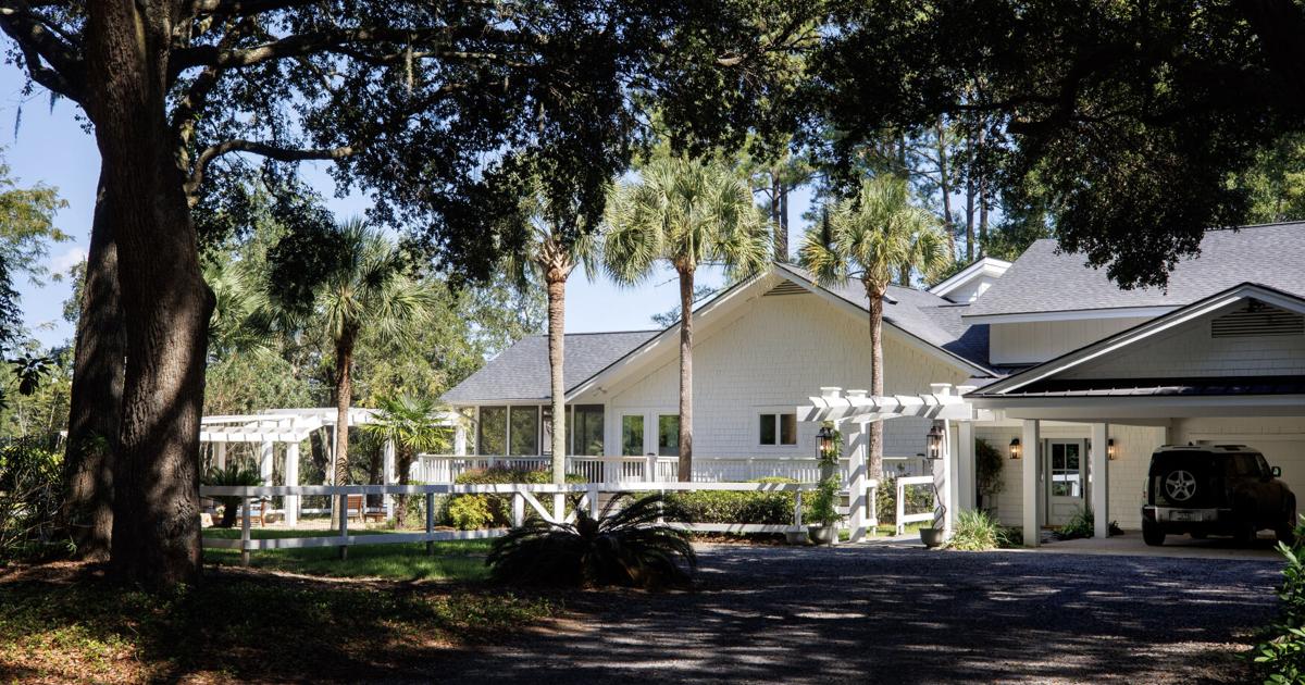 Inside a Lowcountry artist’s waterfront home on Johns Island