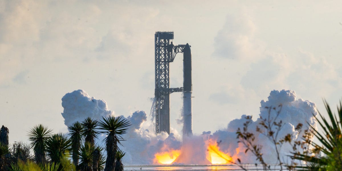 SpaceX Calls Out Other Satellite Operators for Nearly Hitting Starlink