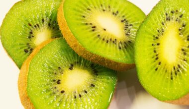 7 Fruits And Vegetables We Shouldn't Peel