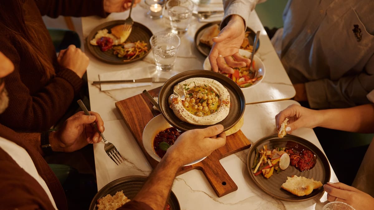 Jesse Mulligan Reviews Palestinian Restaurant Zaitoon, Auckland’s Hottest New Opening