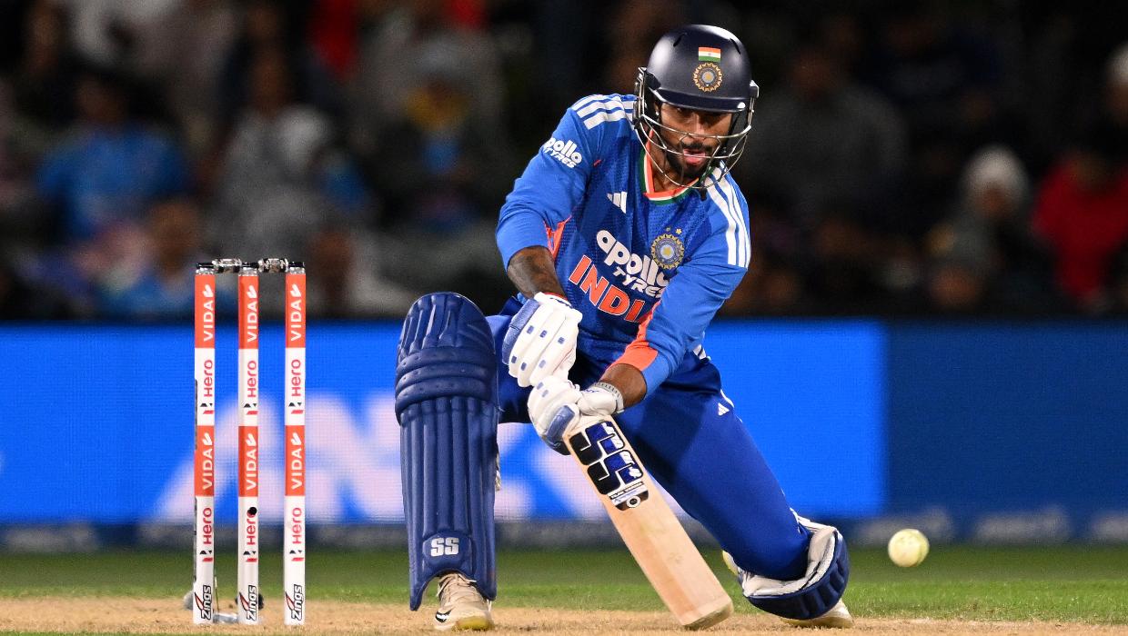 Fast-finishing India beat Black Caps by four wickets in second T20 in Christchurch - Stuff