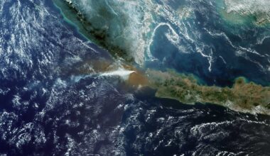 Copernicus Sentinel-3 captured a plume from the eruption of Anak Krakatau on Saturday, 5 September.