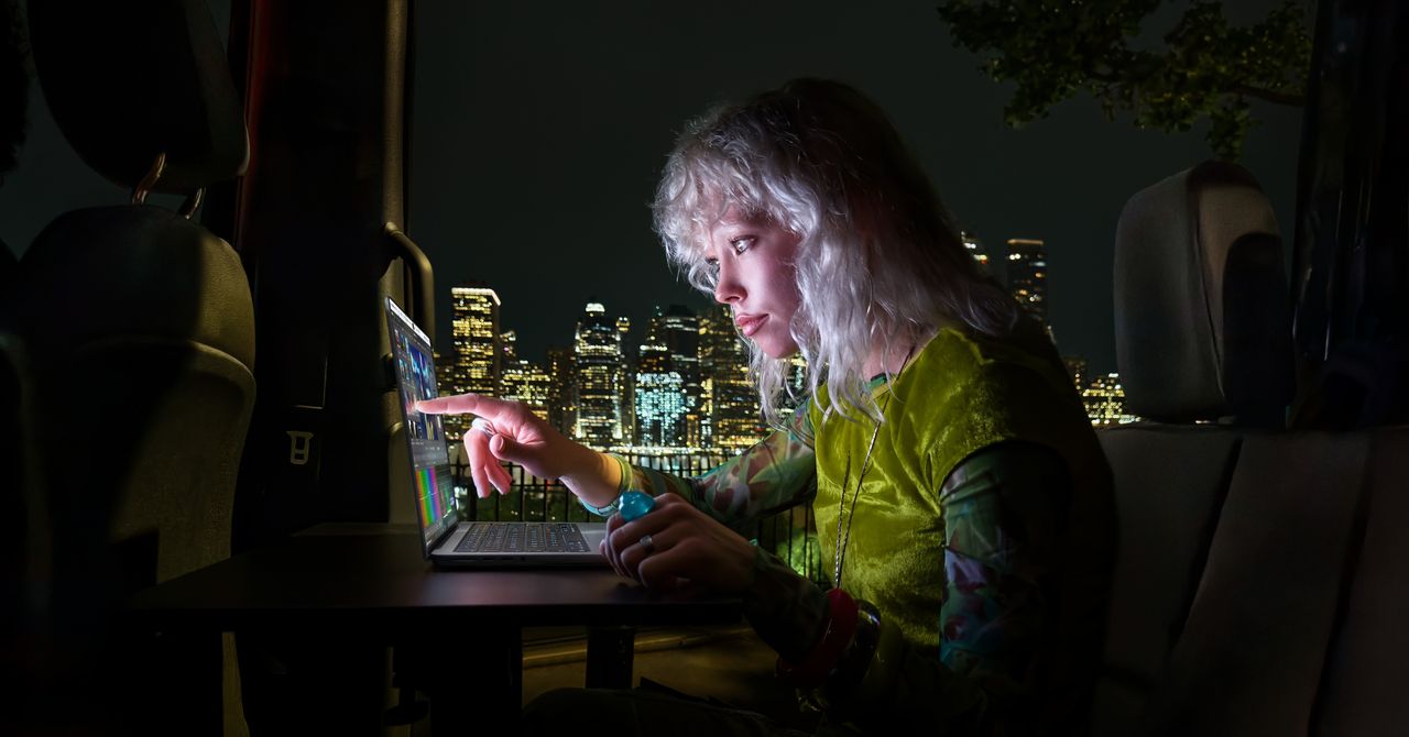 Apple’s First Touchscreen MacBook Pro Gets an OLED Display