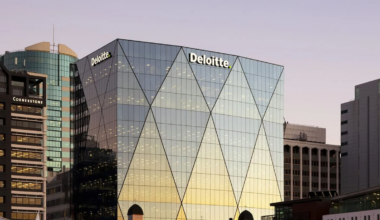 What is the Deloitte report and why is it causing major friction within New Zealand cricket?