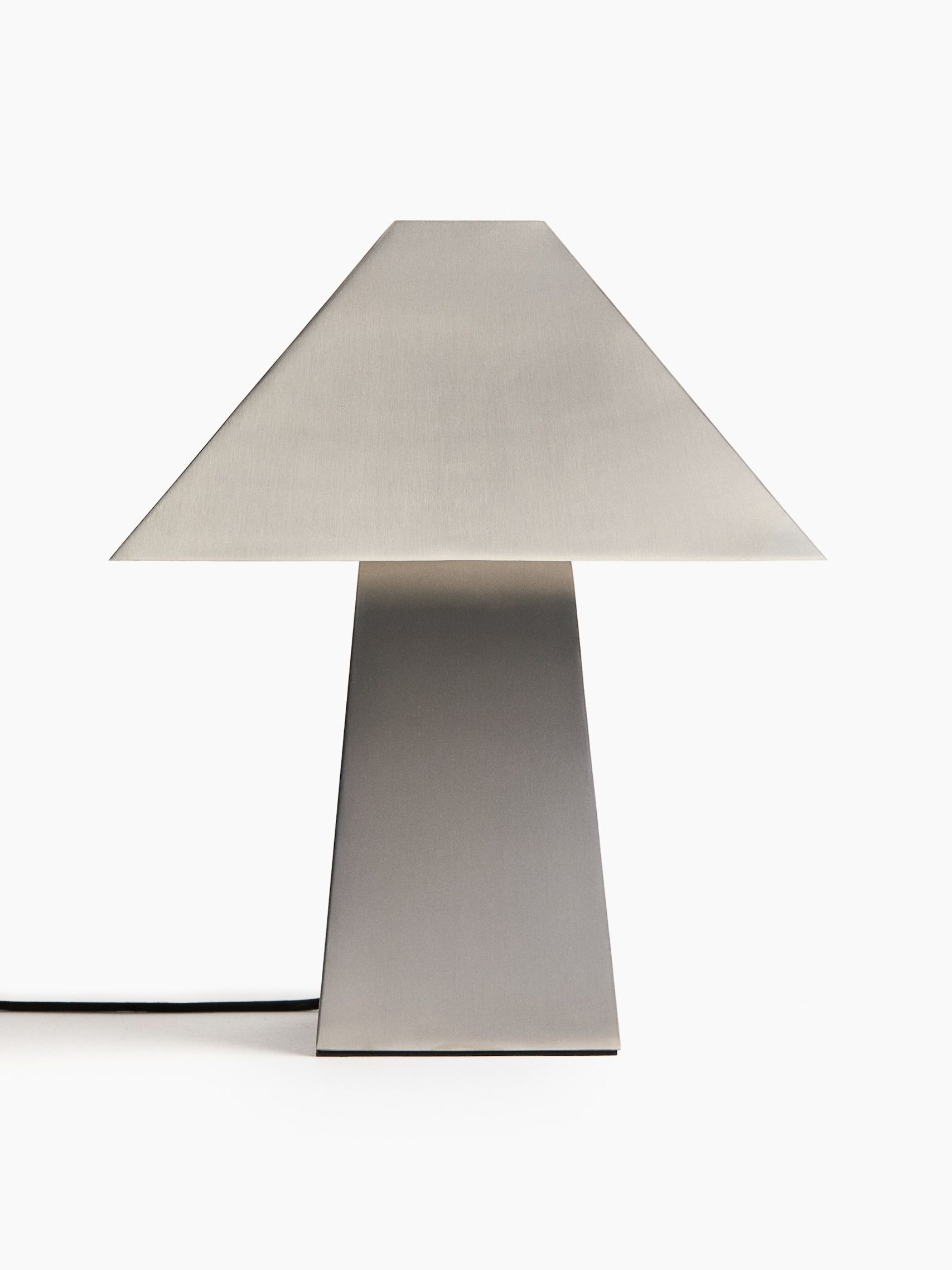 H&amp;M, Geometric Metal Table Lamp