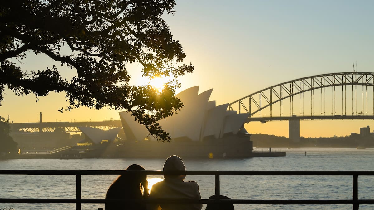 Brain drain to Australia is finally slowing, new figures show