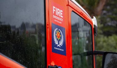 Ōtāhuhu fire: Person dies after being pulled from burning duplex
