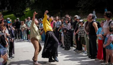 Tōrua work brings free dancing in the streets