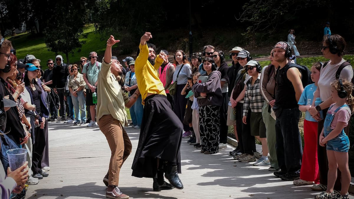 Tōrua work brings free dancing in the streets