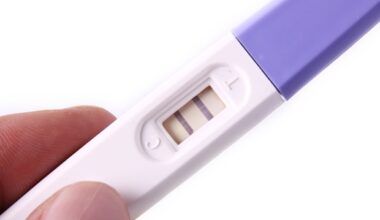 Cigarette smoke exposure alters ovarian and testicular function in mice