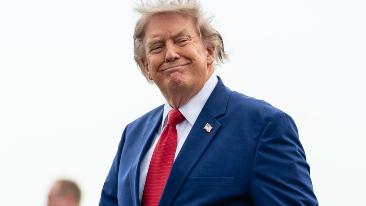 Trump Posts Not-So-Subtle Boast About 'Super Intelligence' Victory Over Elon Musk