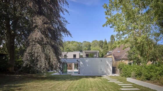 Gbolade Design Studio completes Hertfordshire courtyard house
