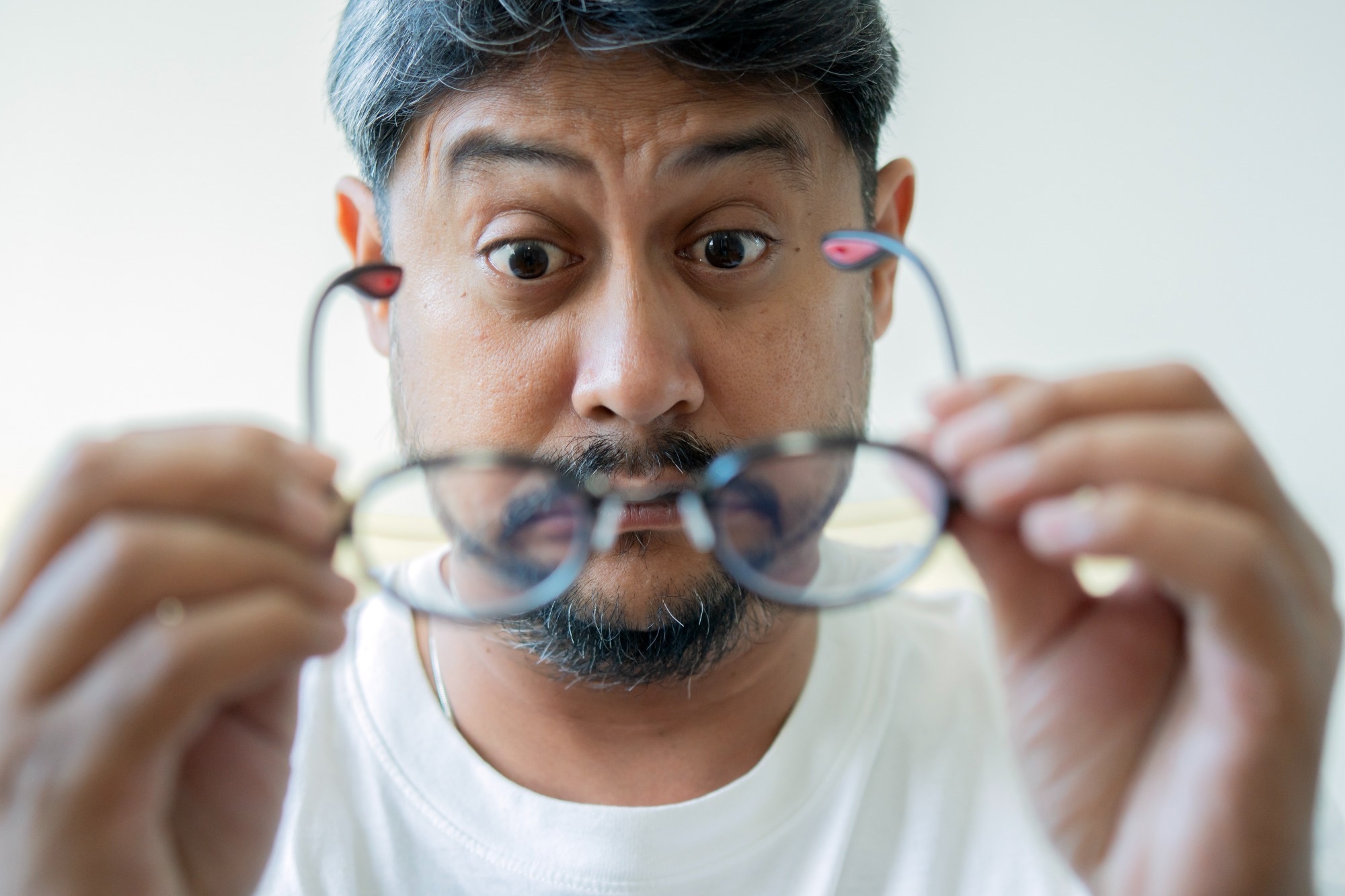 Study: Severity and progression of visual impairment and risk of dementia. Image Credit: Kunlathida6242 / Shutterstock
